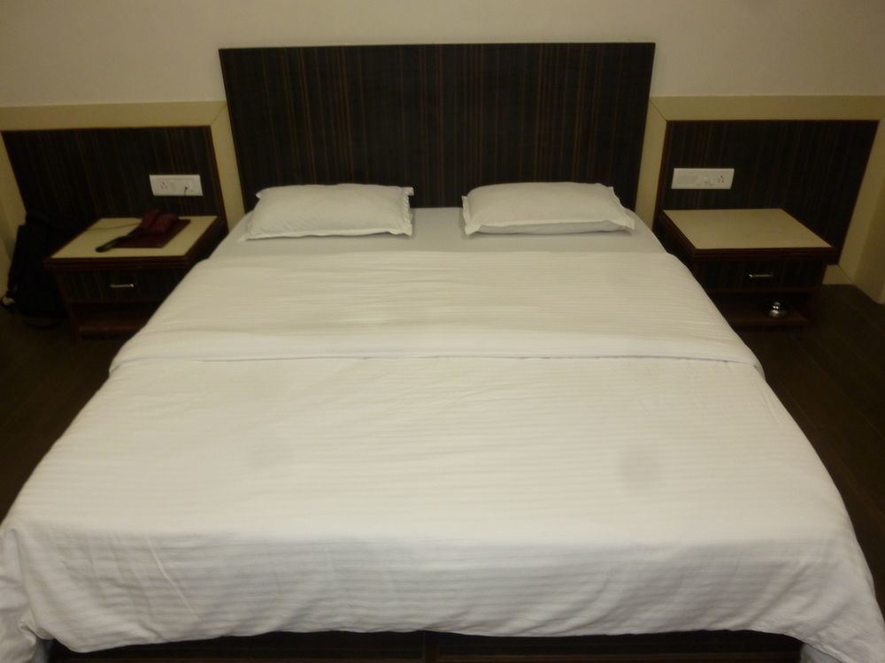 Hotel City Point Dadar Bombay Eksteriør billede